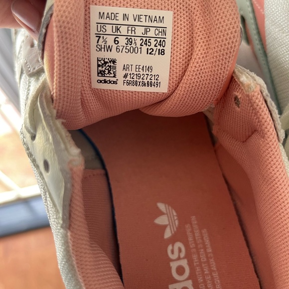 Adidas falcon shoes - Picture 8 of 11